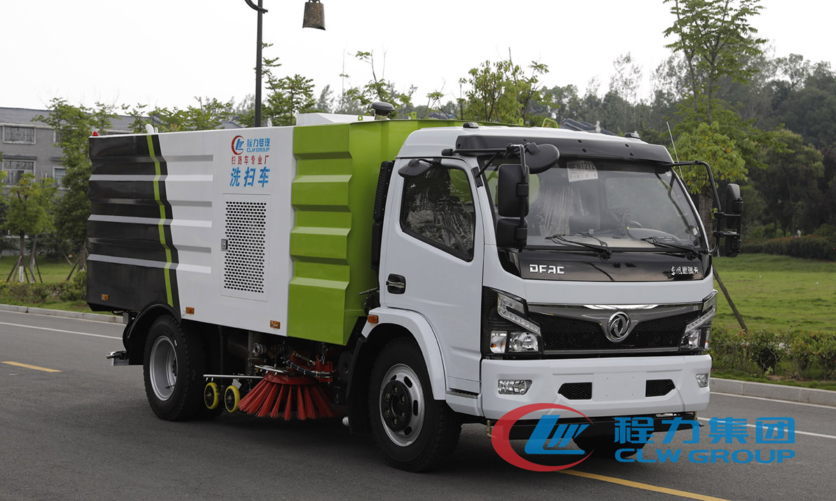 國(guó)六東風(fēng)小多利卡洗掃車(chē)（2.5方塵3方水）